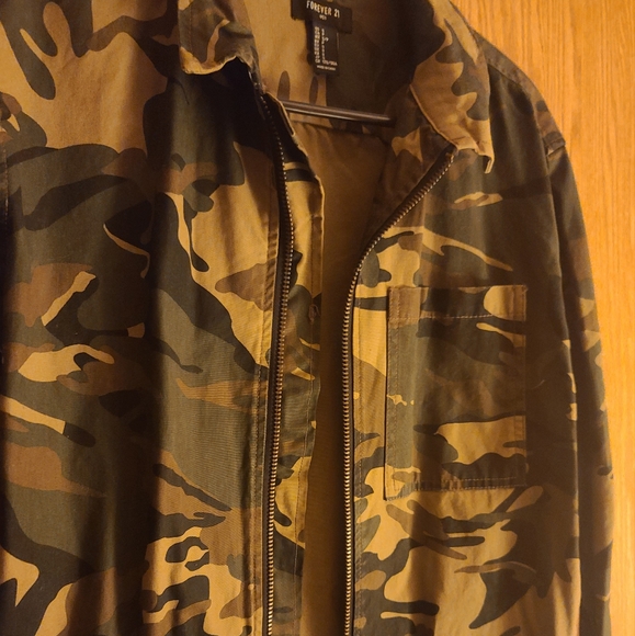 FOREVER 21 Men's Camouflage Jacket | Regular Fit | Small | Olive Green | Cotton - Picture 6 of 8